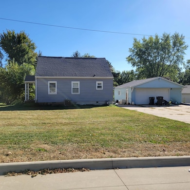 3403 Rownd St, Cedar Falls, IA 50613 - photo 5