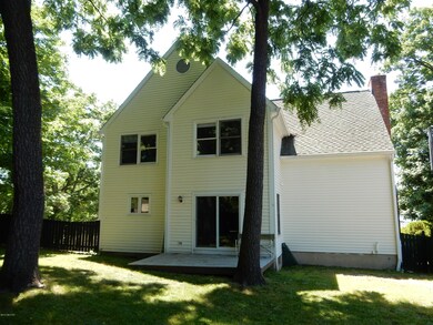 72 River Rd, Cos Cob, CT 06807 - photo 2