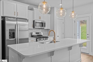 407 W Parima Ct, Spartanburg, SC 29301 - photo 7