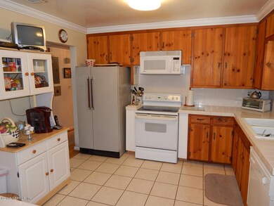 6432 Romilly Dr, Jacksonville, FL 32210 - photo 7