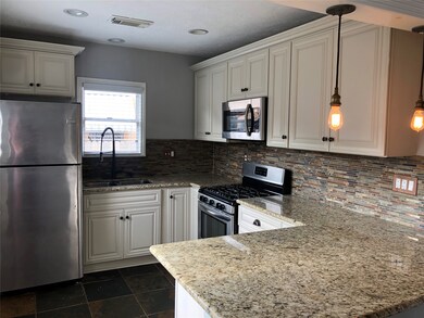 1203 Walton St, Houston, TX 77009 - photo 3