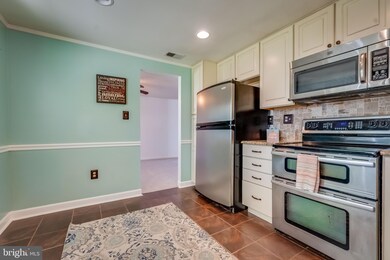 2422 Eugene Ave, Sparrows Point, MD 21219 - photo 2