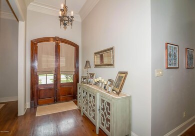 105 Fountain View 02