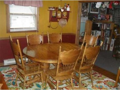 44 Border Rd, Holbrook, MA 02343 - photo 4