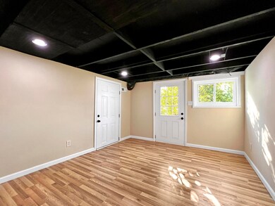 1701 Daytona Dr, Johnson City, TN 37601 - photo 7