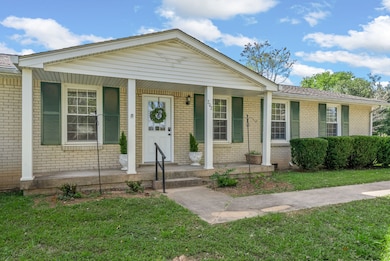 202 Orchard Rd, Clarksville, TN 37042 - photo 6