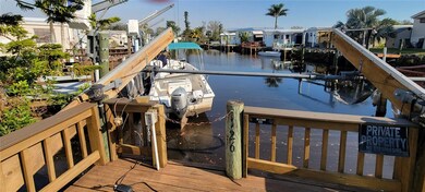 your 10x7.5 dock