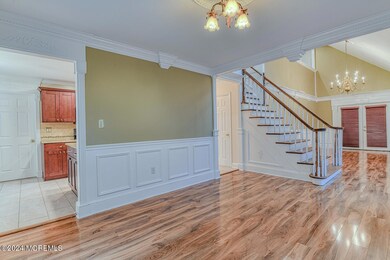156 Cherry Tree Ct Freehold NJ-large-008