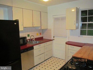 1907 W Rogers Ave, Baltimore, MD 21209 - photo 7