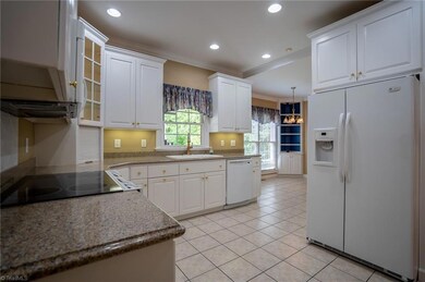 642 Anns Ct, Asheboro, NC 27205 - photo 7