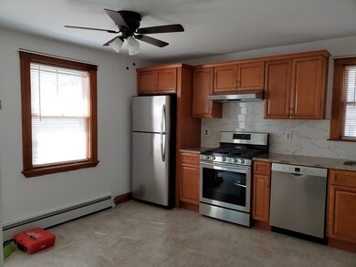 247 Washington St unit 2, Weymouth, MA 02188 - photo 3