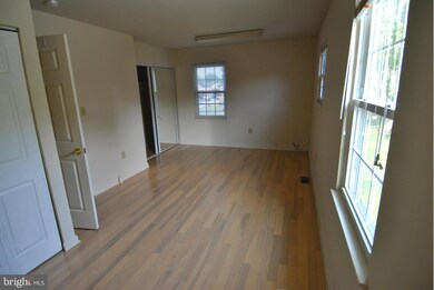 211 Poplar Ave, Glen Burnie, MD 21061 - photo 7