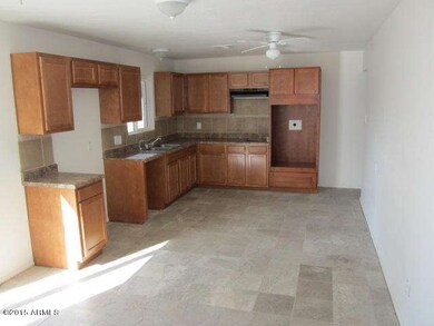 5724 N 37th Ave, Phoenix, AZ 85019 - photo 7