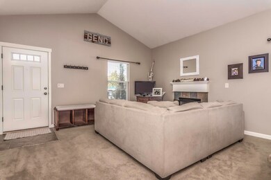 Beaumont Dr 20687 Web (1 of 25)