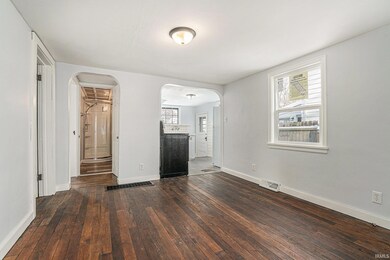 1339 E Bowman St, South Bend, IN 46613 - photo 5