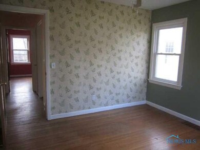 2169 Mansfield Rd, Toledo, OH 43613 - photo 6