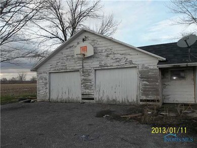 10336 Farmer Mark Rd, Mark Center, OH 43536 - photo 2
