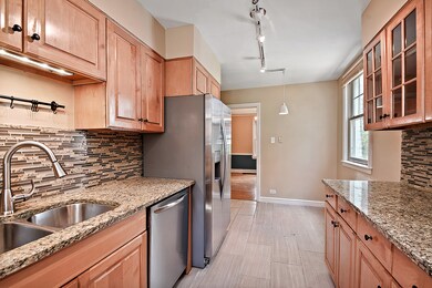 18445 Dundee Ave, Homewood, IL 60430 - photo 7