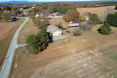 151 Suddeth Rd, Inman, SC 29349 - photo 3