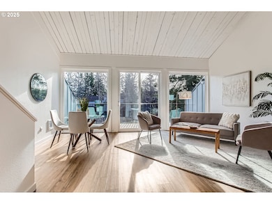 4 Touchstone unit 133, Lake Oswego, OR 97035 - photo 2