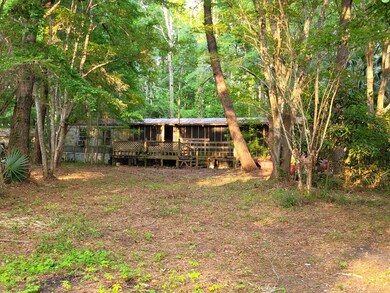 6427 N Highway 17