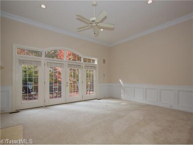 21 Rosebay Ln, Greensboro, NC 27455 - photo 5