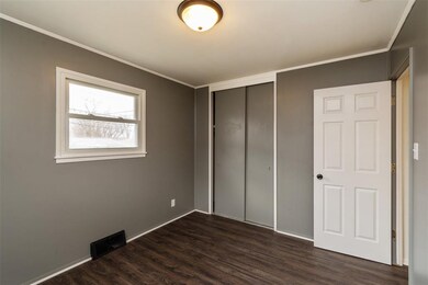 4738 Danbury St NE, Cedar Rapids, IA 52402 - photo 5