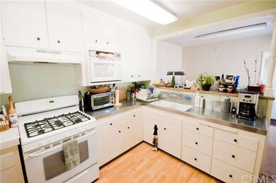 2718 Bomberry St, Lakewood, CA 90712 - photo 4