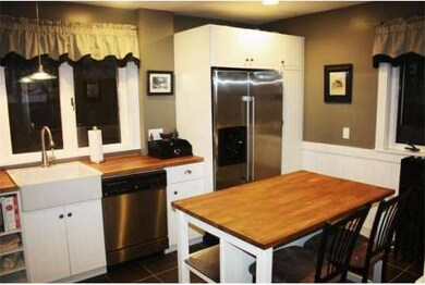 11 Whipple Cir, South Weymouth, MA 02190 - photo 7