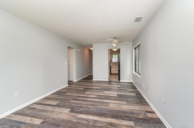 301 S Walnut St unit 301, Bay City, MI 48706 - photo 6