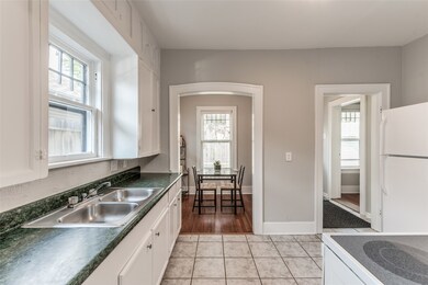 1031 E 16th St, Houston, TX 77009 - photo 5