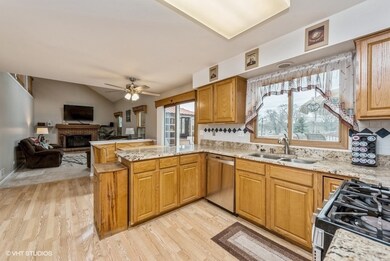 1002 Cortney Cir, Carpentersville, IL 60110 - photo 3