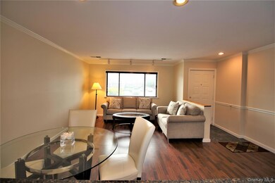 100 Daly Blvd unit 2713, Oceanside, NY 11572 - photo 3