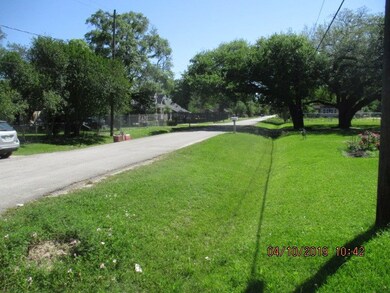 1716 Mcclelland St, Houston, TX 77093 - photo 3