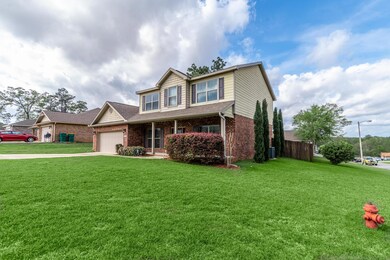 1 Front and side view 3005 CrownCreekCir