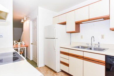 Graefield Court 10146-6
