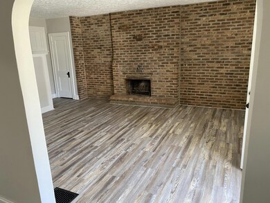 Living Rm Fireplace
