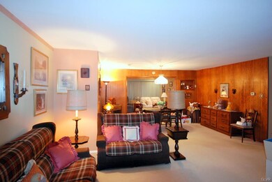 837 Flexer Ave, Allentown, PA 18103 - photo 7