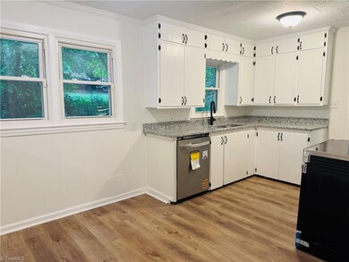 312 Model Farm Rd, High Point, NC 27263 - photo 4