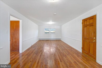 8 Woodbury Ct, Wilmington, DE 19805 - photo 7