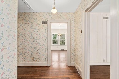 802 Oakmont Dr, Asheboro, NC 27205 - photo 4