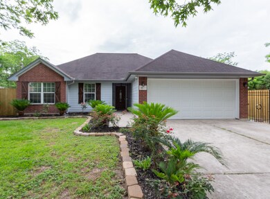 1013 South Ln, Houston, TX 77088 - photo 3