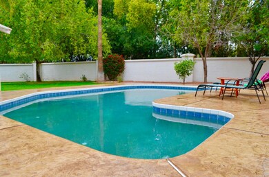 1550 E Catamaran Dr, Gilbert, AZ 85234 - photo 6