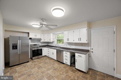 201 Winslow Rd, Newark, DE 19711 - photo 6