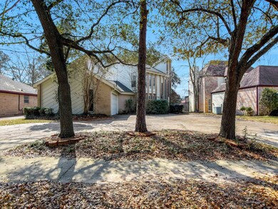 5847 Green Falls Dr, Houston, TX 77088 - photo 4