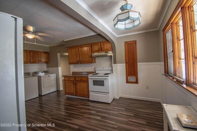 149 Walnut St, Dunmore, PA 18512 - photo 3