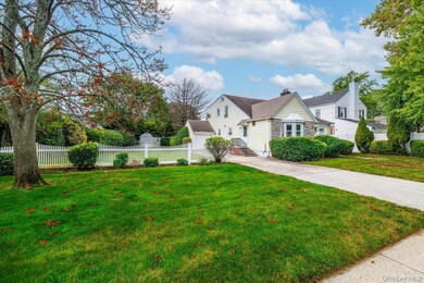 10 Cornell Place, East Rockaway, NY 11518 - photo 2