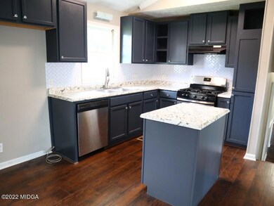 3 Kitchen