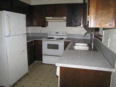 251 Baltimore St, Longview, WA 98632 - photo 3