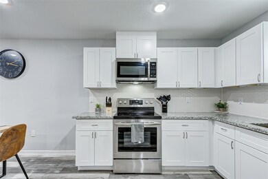 6733 Knox St unit A, Houston, TX 77091 - photo 6